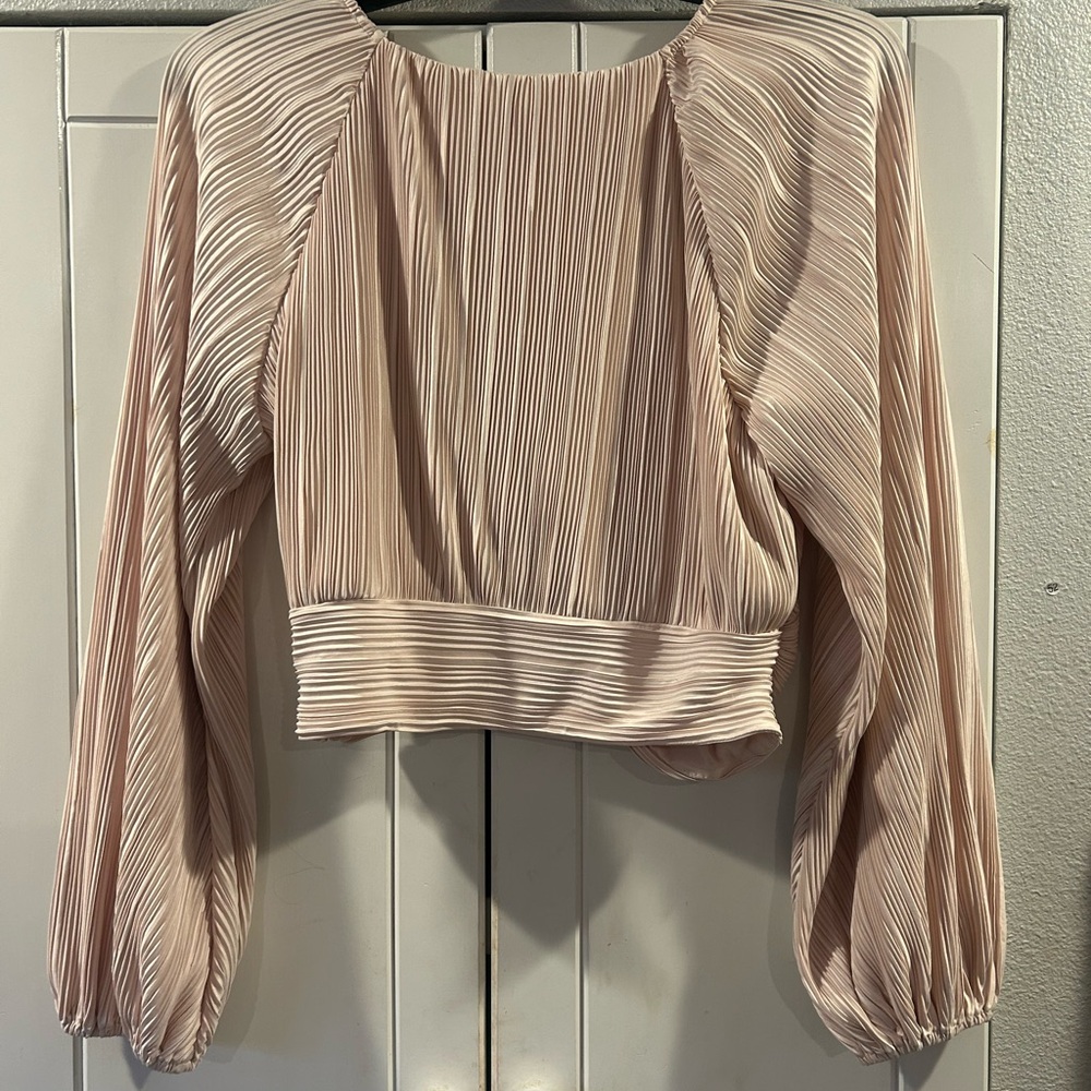 New Revolve Zofia Crop Top View 5